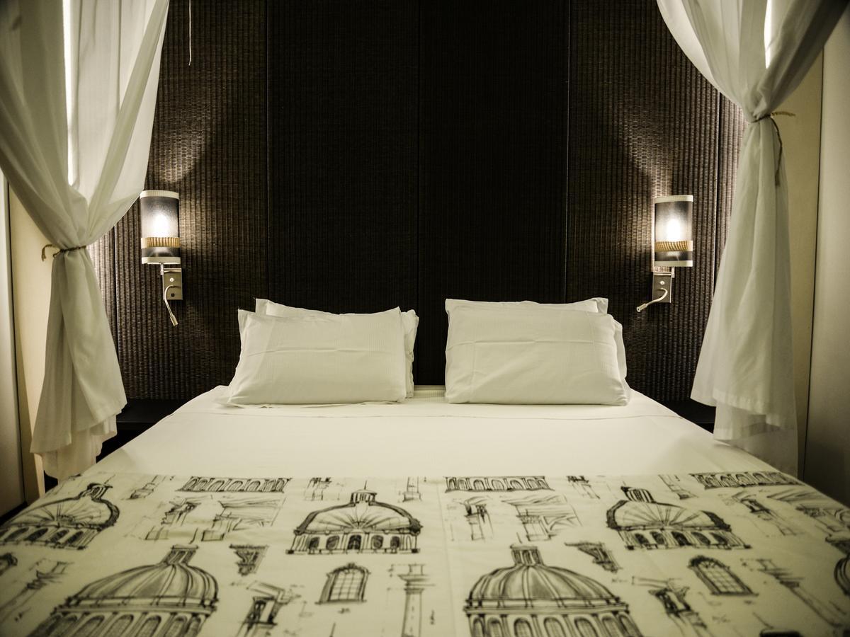 At Forty-One Rome Luaran gambar