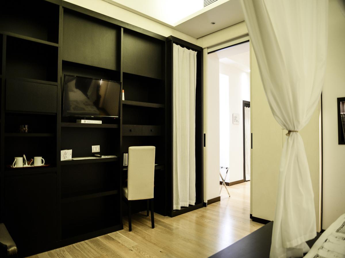 At Forty-One Rome Luaran gambar